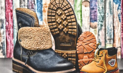 Mukluki: Trendy buty na zimę, które łączą ciepło z wygodą