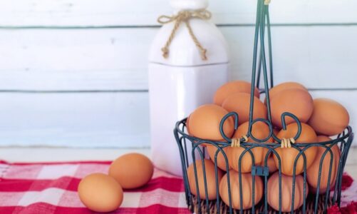 Jajka – produkt o wysokiej wartości odżywczej czy potencjalne zagrożenie dla naszego zdrowia?