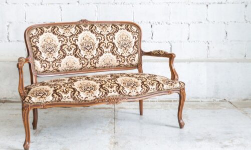 Meble retro i vintage: jak je odróżnić i wpasować w wystrój wnętrz